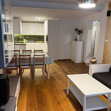 Porec, Tolle 3 Zi-Whg, Sehr Zentral, Top Zustand! Mit Internet Und W-Lan! Ngoại thất bức ảnh